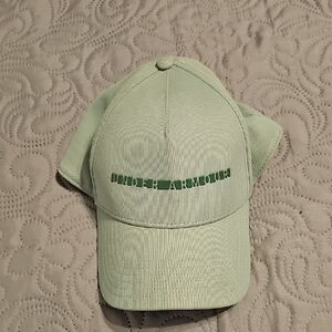 Under Armour Flex Fit Women's Hat /Cap in Sage Green